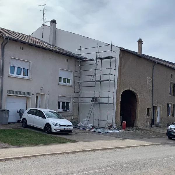 Ravalement de façade en cours